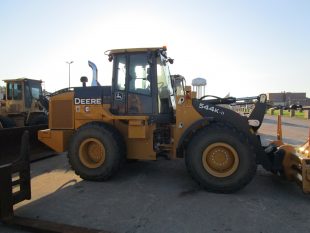 2019 JOHN DEERE 544K (CMC35) SOLD